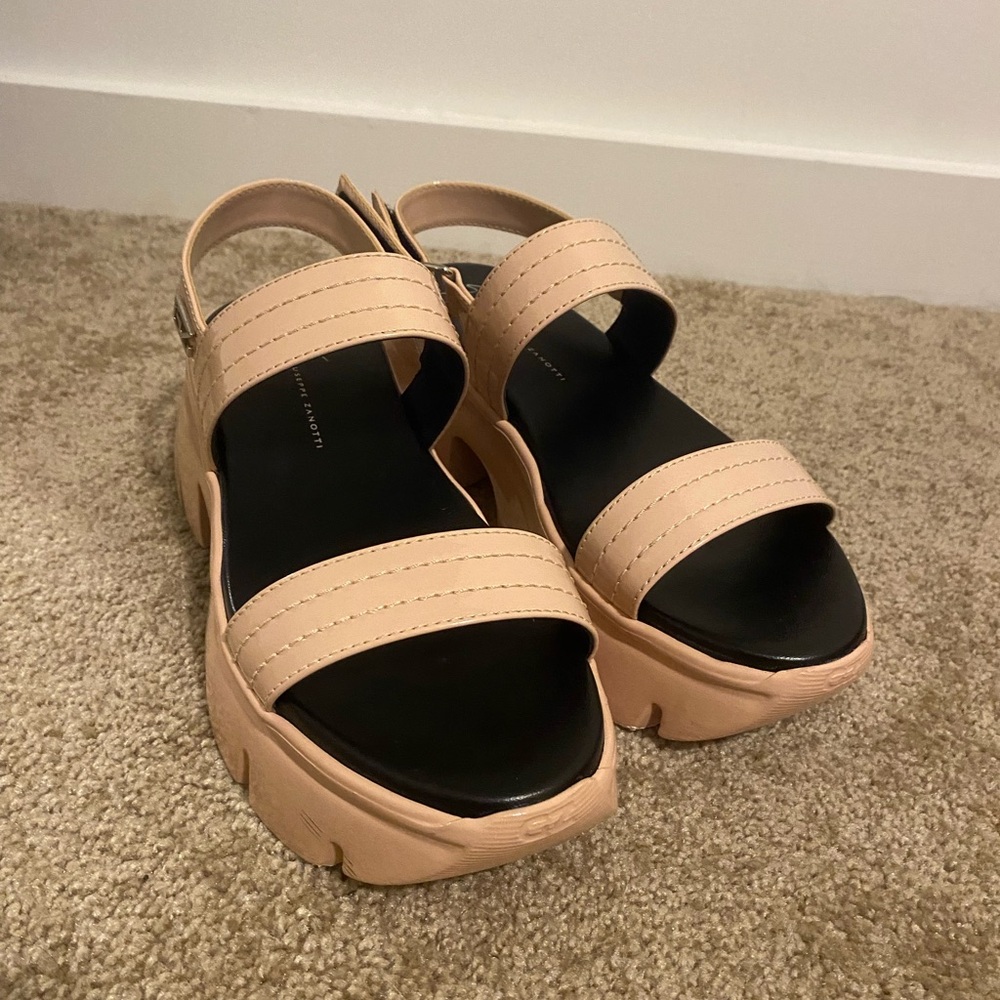 Giuseppe Zanotti Apocalypse Summer Sandals – Women’s Size 9